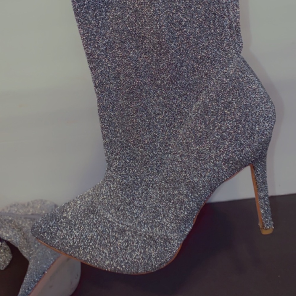 Booties - Picture 3 of 6